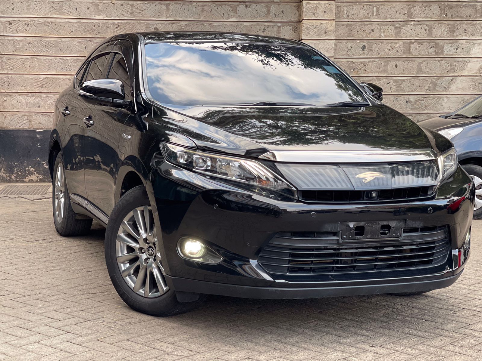 2014 Toyota Harrier