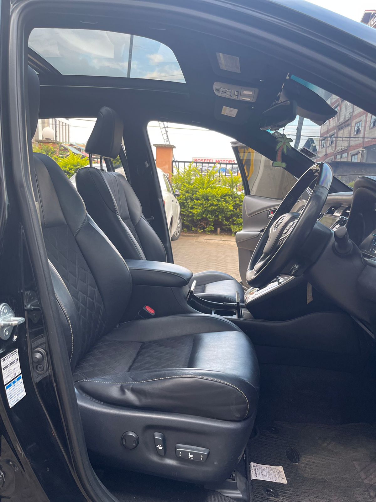2014 Toyota Harrier