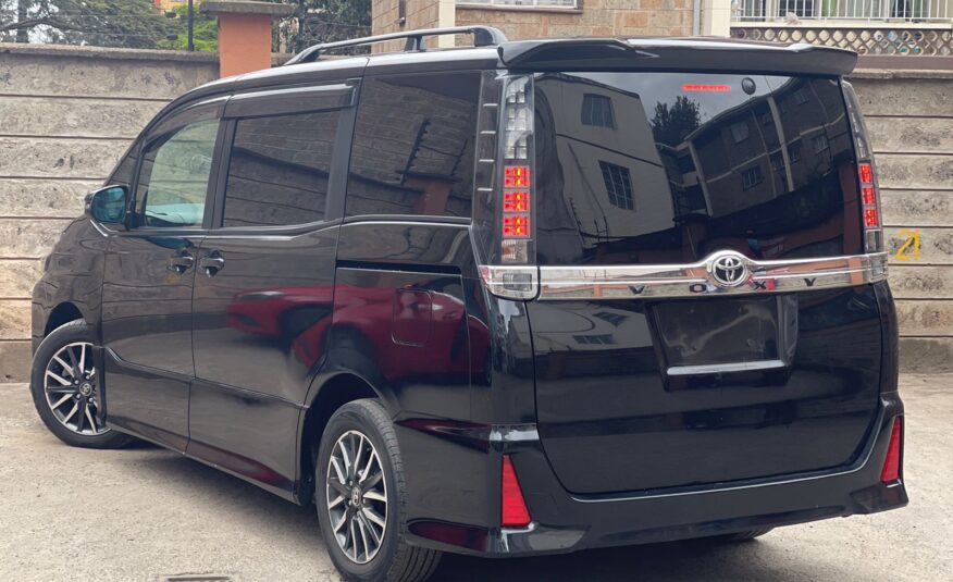 2015 Toyota Voxy Black