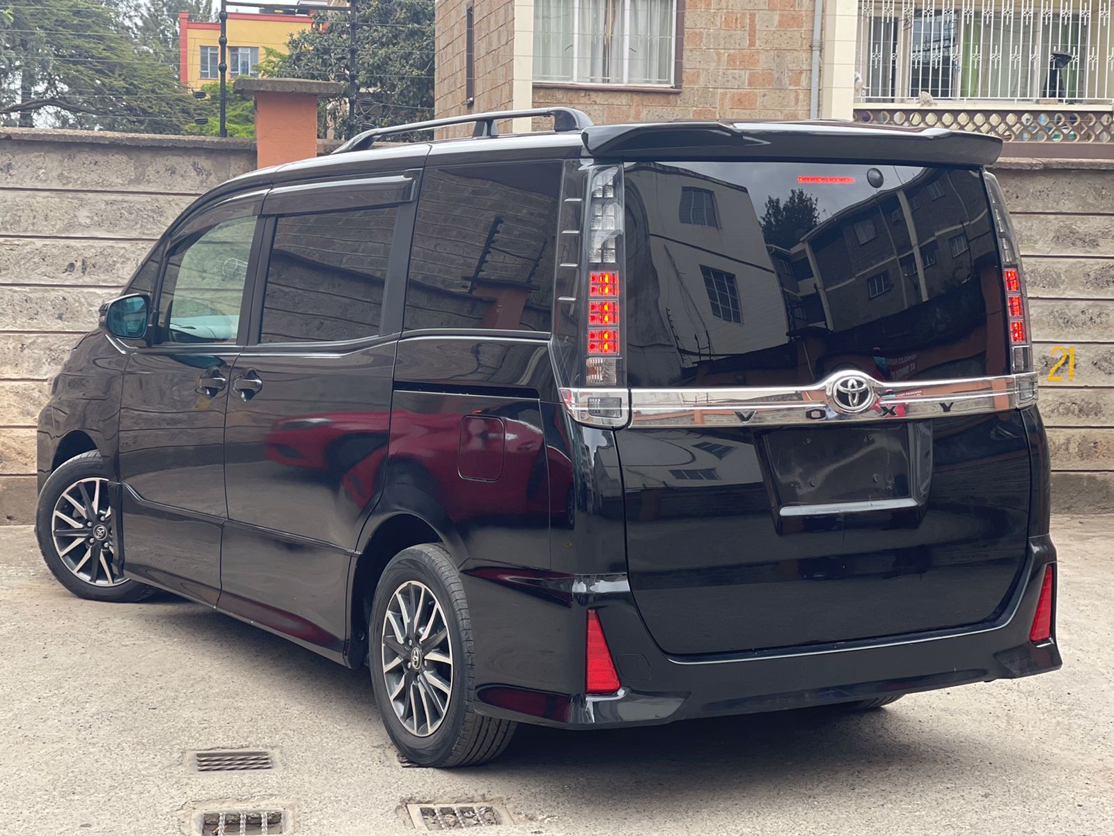 2015 Toyota Voxy Black