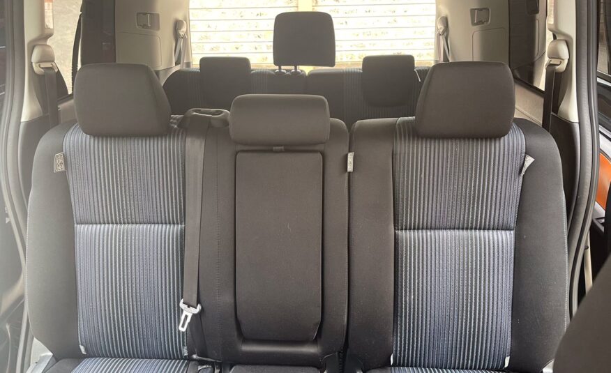 2015 Toyota Voxy Black