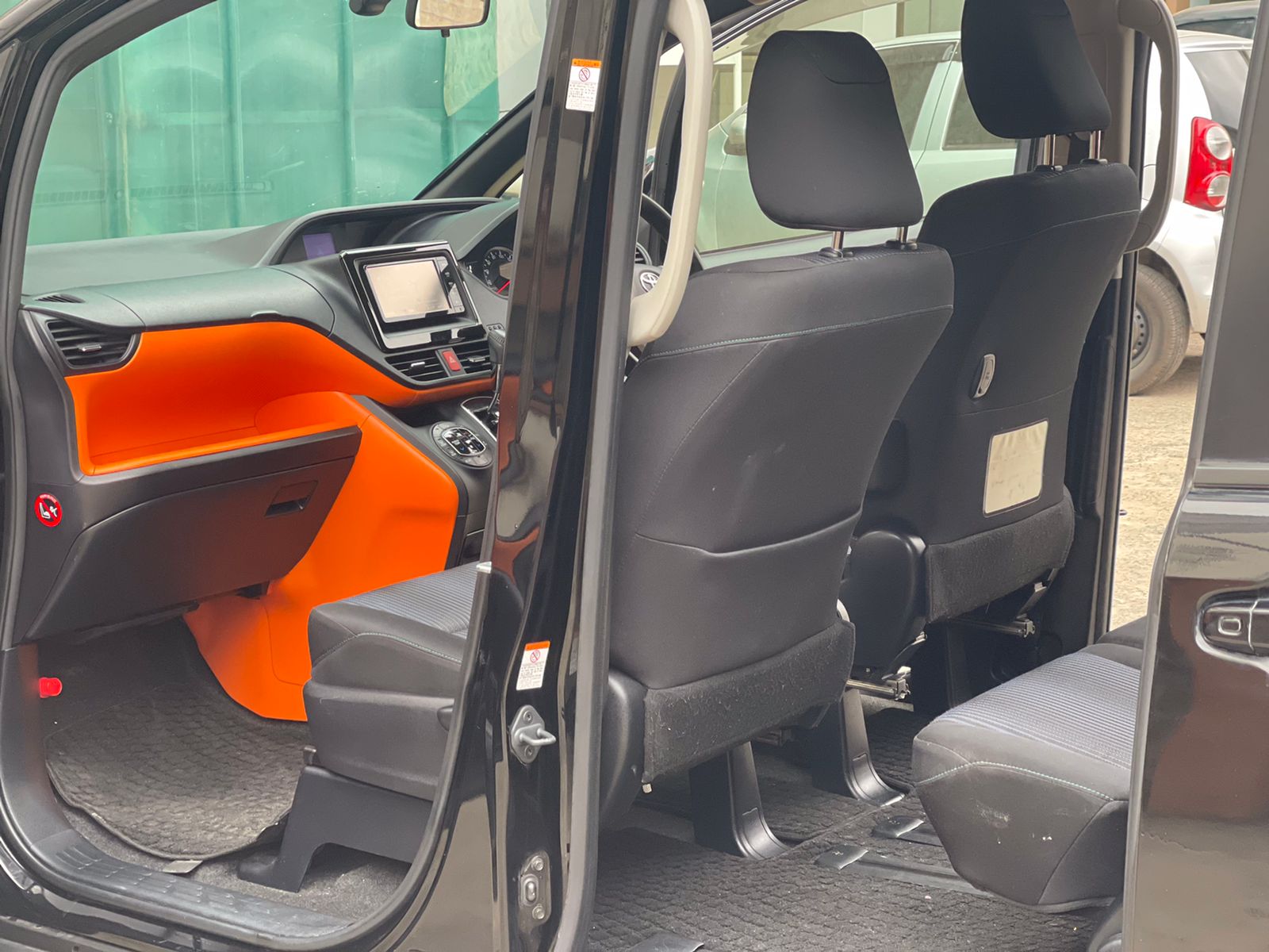 2015 Toyota Voxy Black