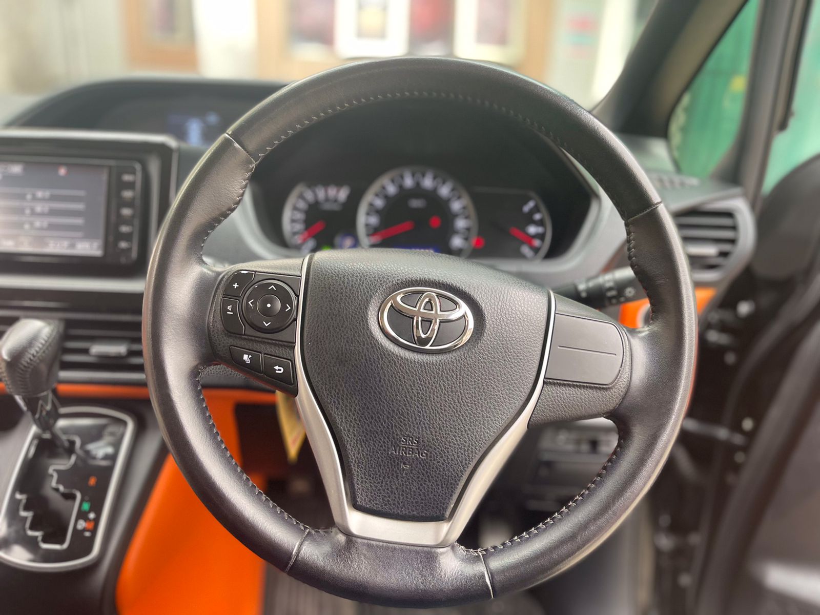 2015 Toyota Voxy Black