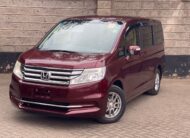 2015 Honda Stepwgn