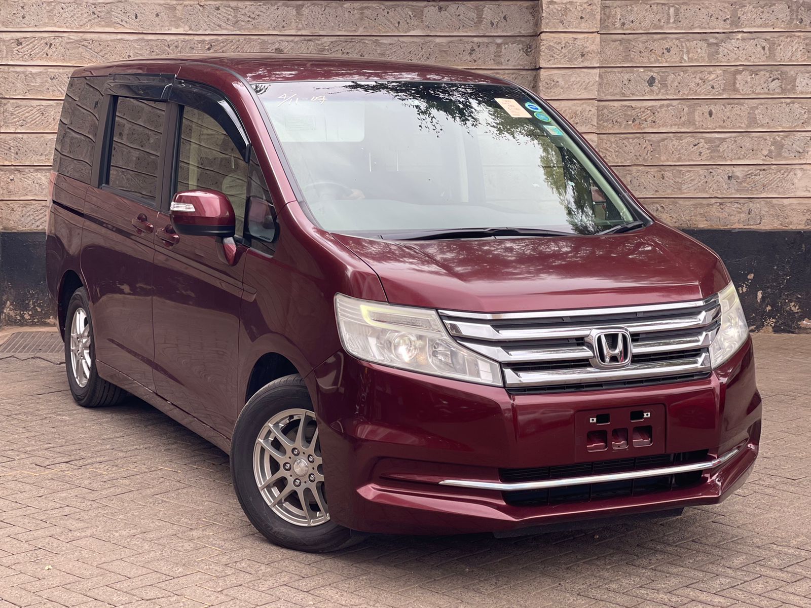 2015 Honda Stepwgn