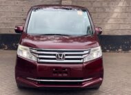 2015 Honda Stepwgn