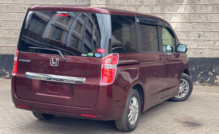 2015 Honda Stepwgn