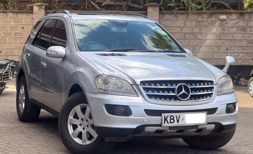 Mercedes Benz 2006 ML350