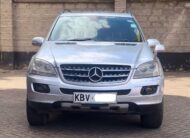 Mercedes Benz 2006 ML350