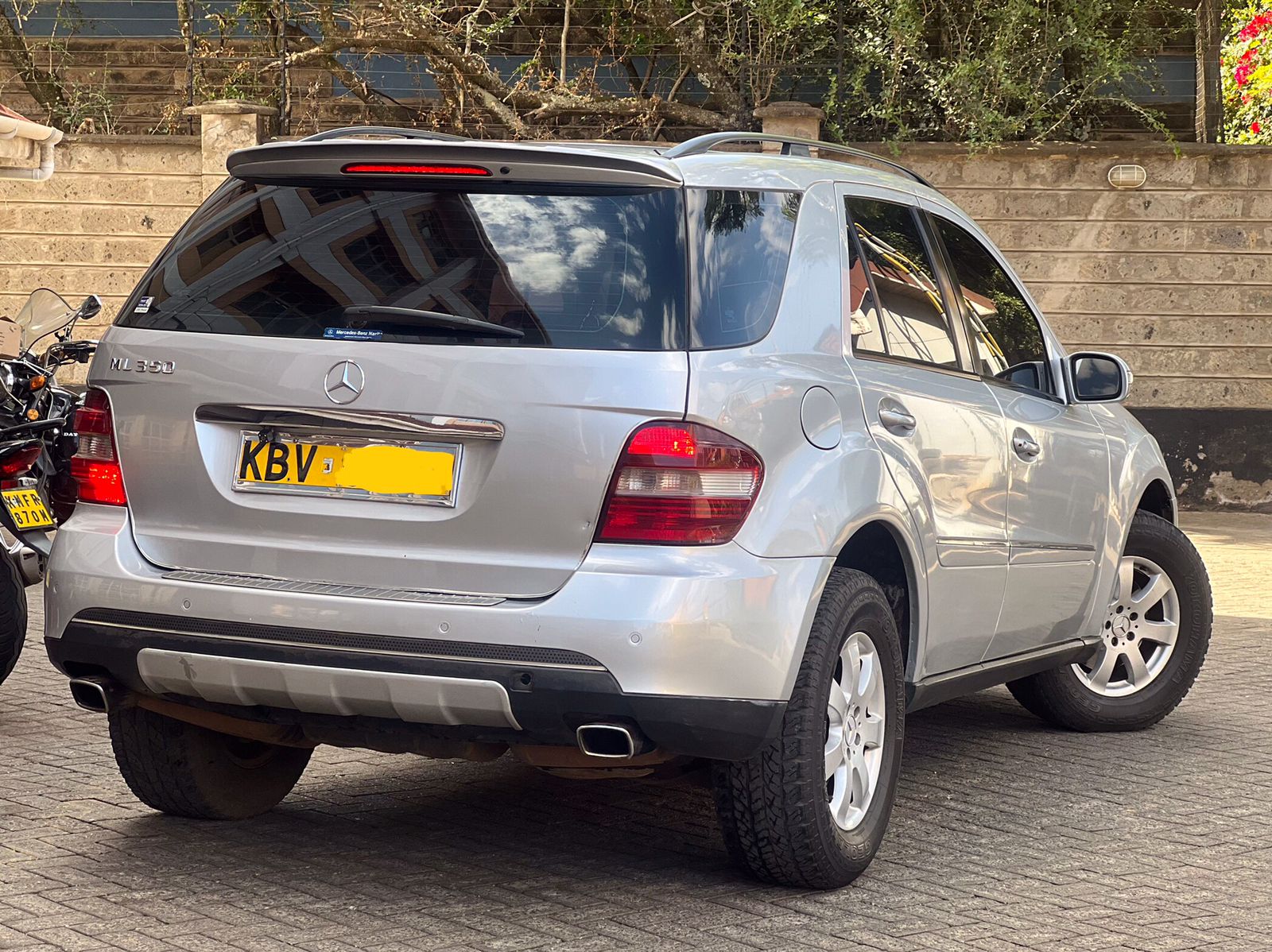 Mercedes Benz 2006 ML350