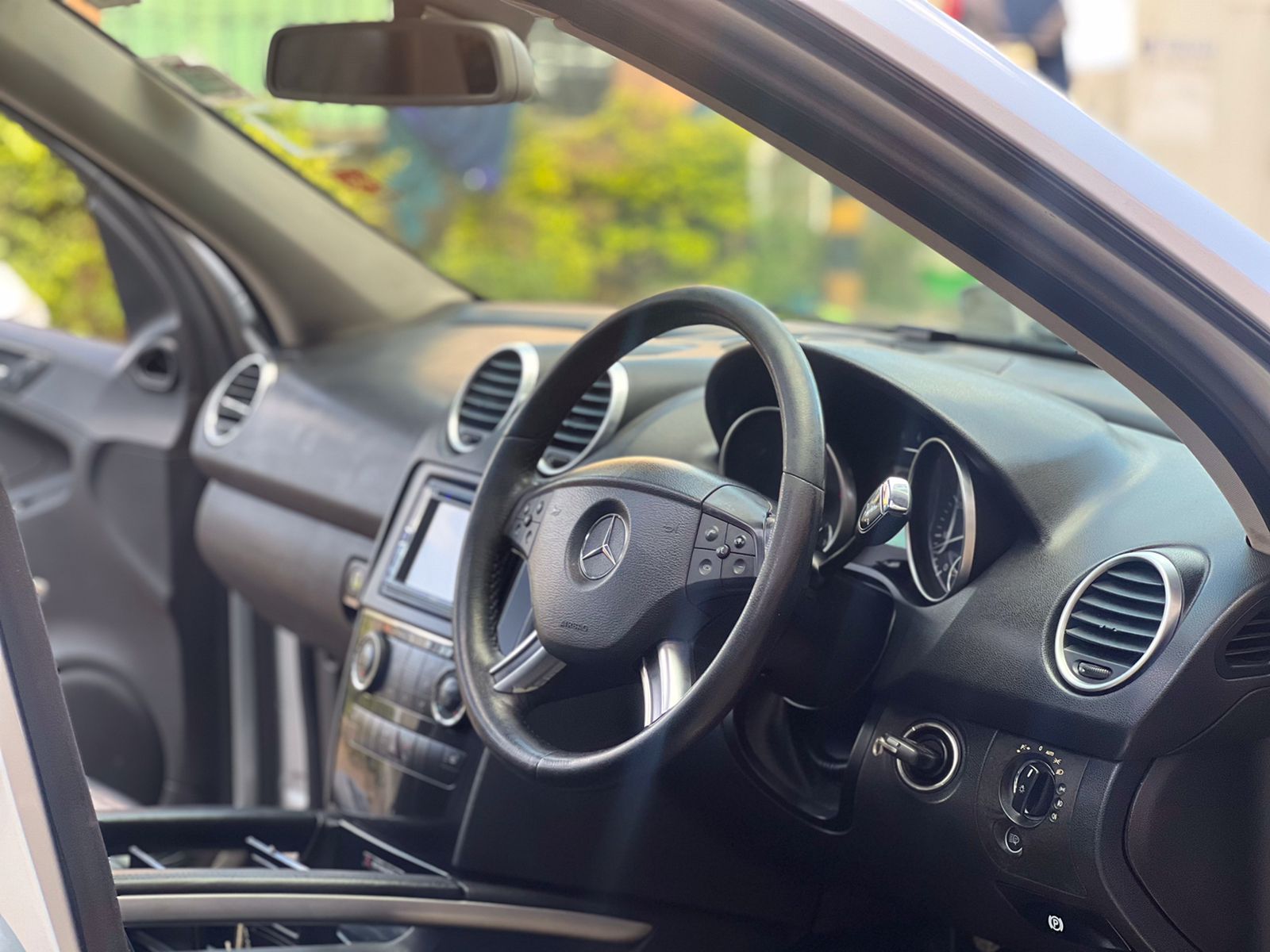 Mercedes Benz 2006 ML350