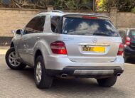 Mercedes Benz 2006 ML350