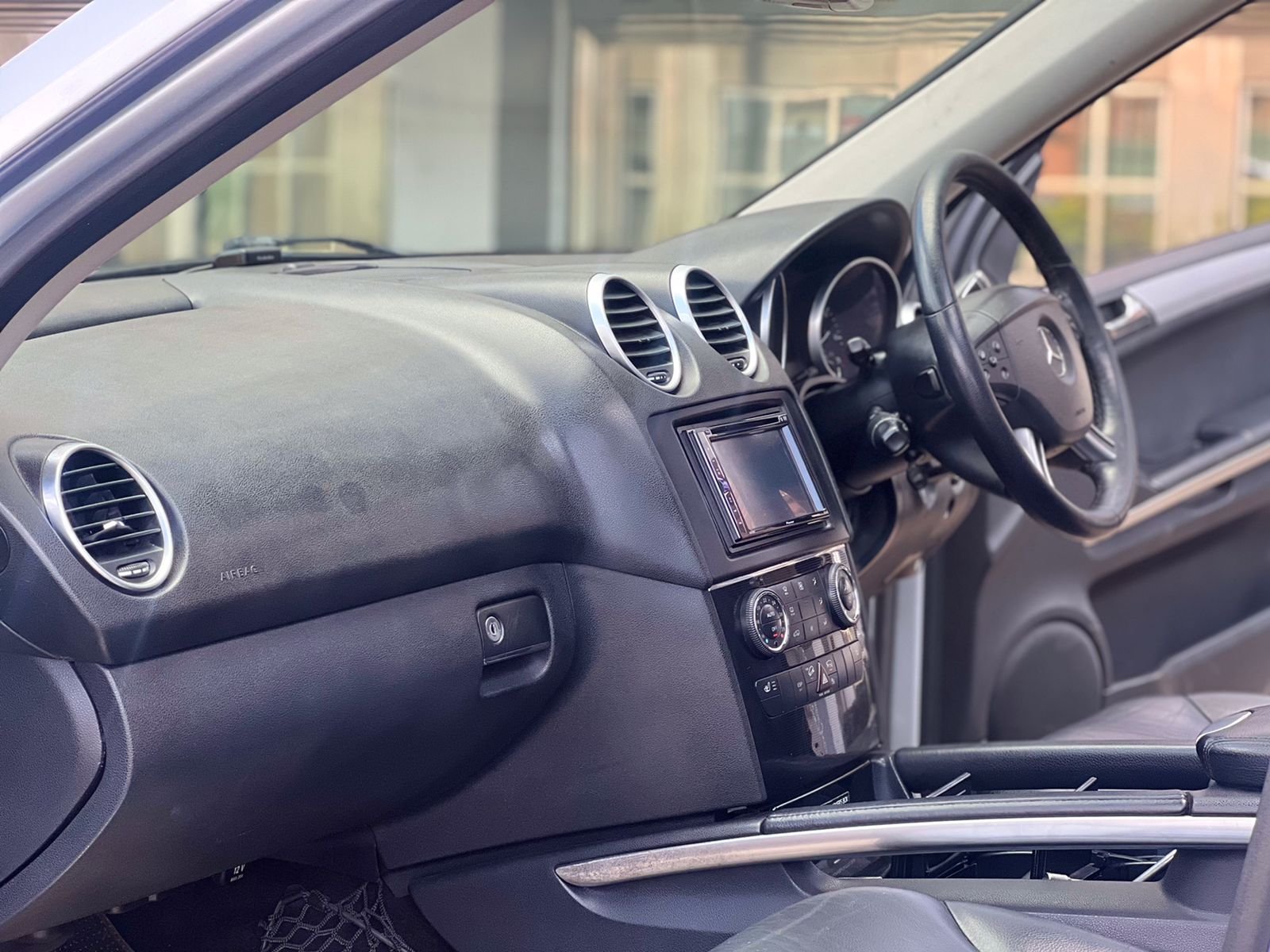 Mercedes Benz 2006 ML350