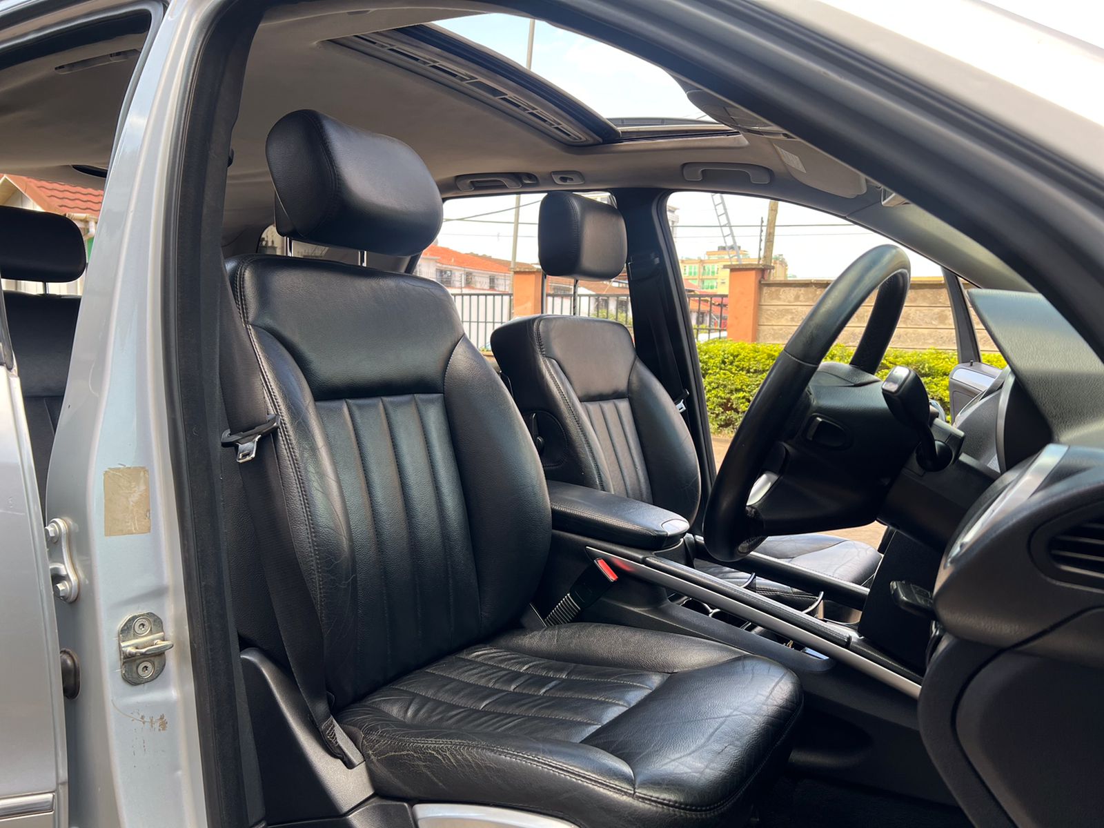 Mercedes Benz 2006 ML350