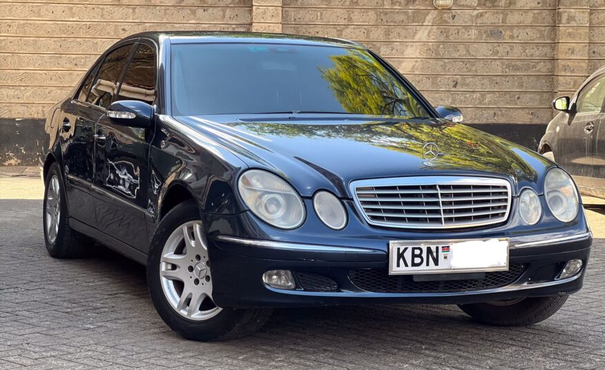2004 Mercedes Benz E240