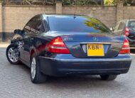 2004 Mercedes Benz E240