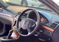 2004 Mercedes Benz E240