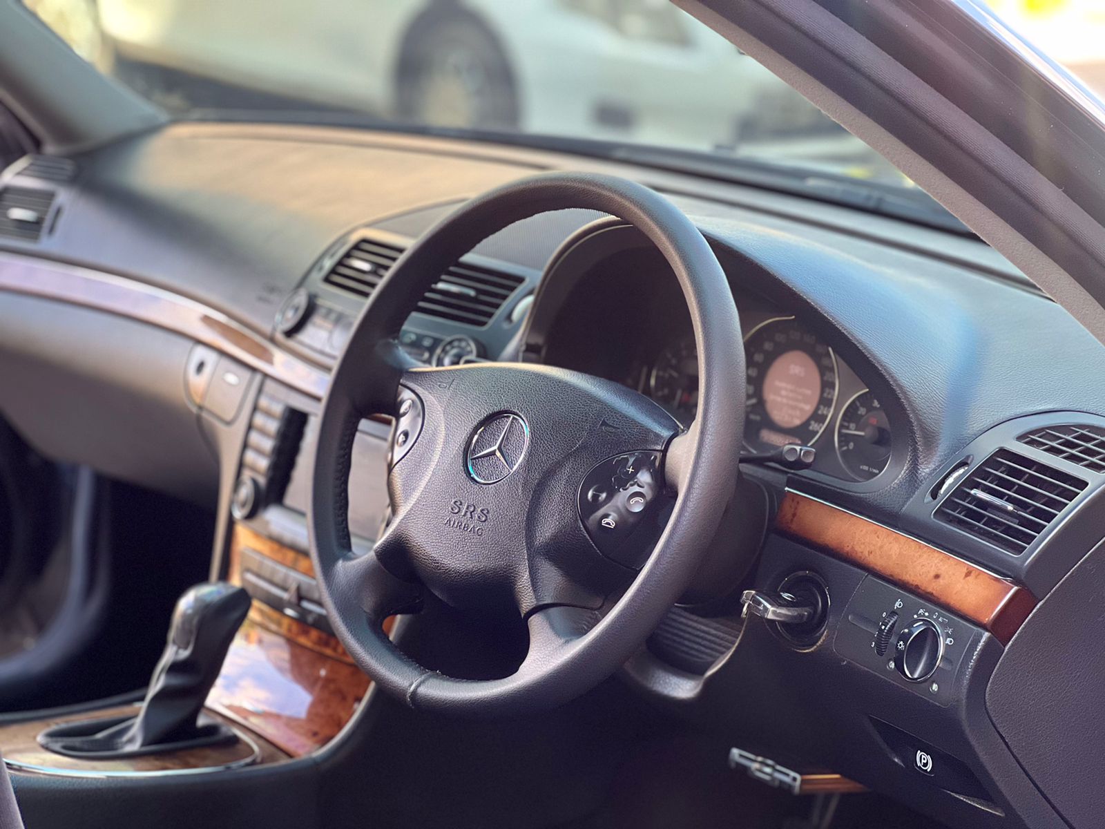 2004 Mercedes Benz E240