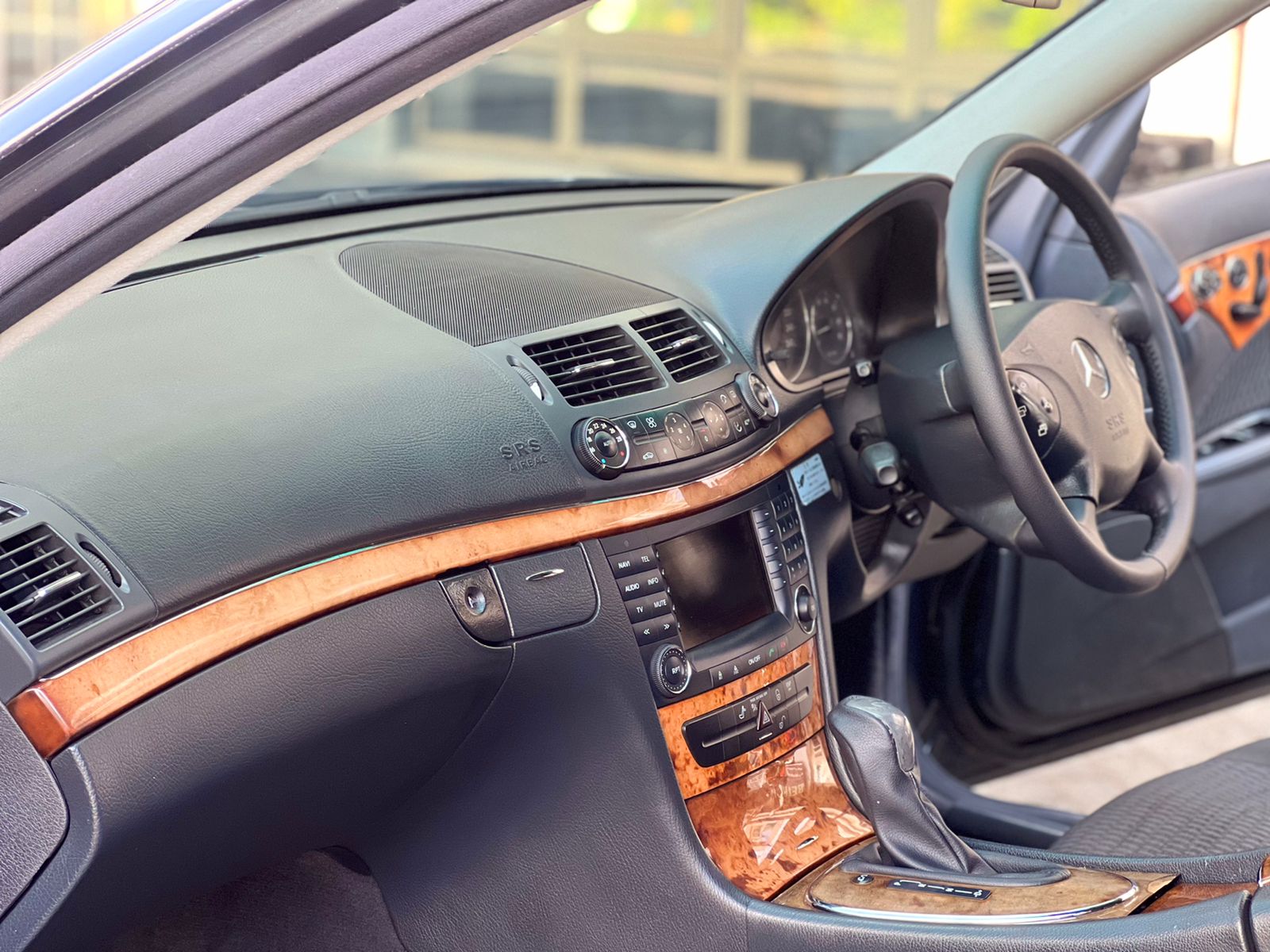 2004 Mercedes Benz E240
