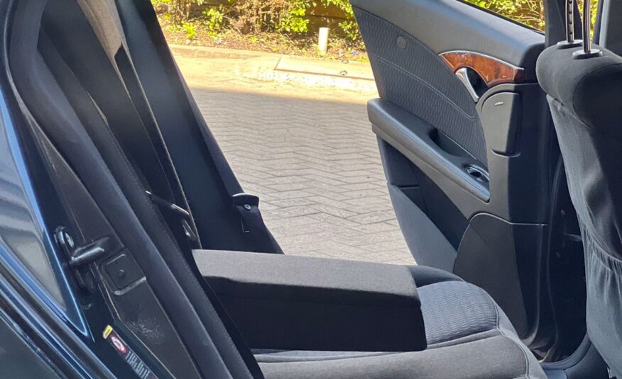 2004 Mercedes Benz E240