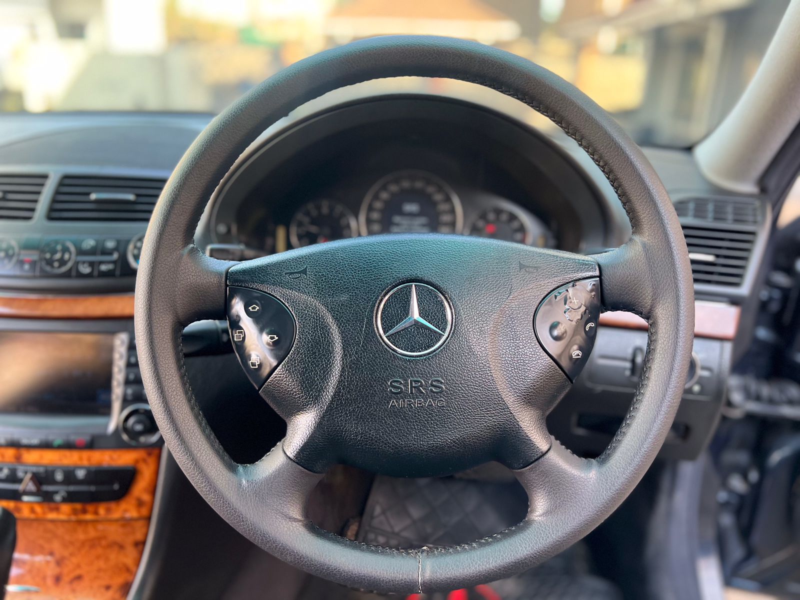 2004 Mercedes Benz E240