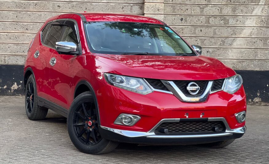 2015 NISSAN X-TRAIL