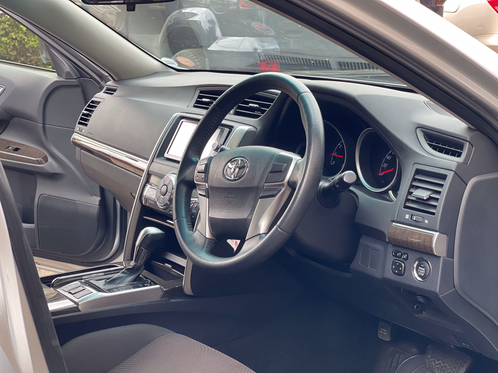 2014 TOYOTA MARK X 250G