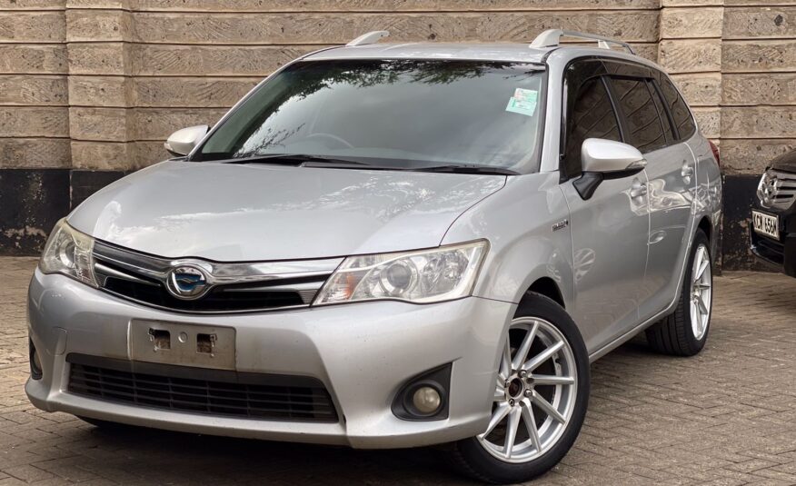 2013 Toyota Corolla Fielder