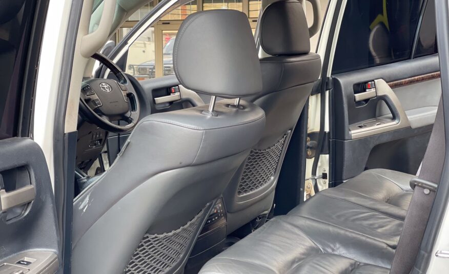 2008 TOYOTA LANDCRUISER V8 VX