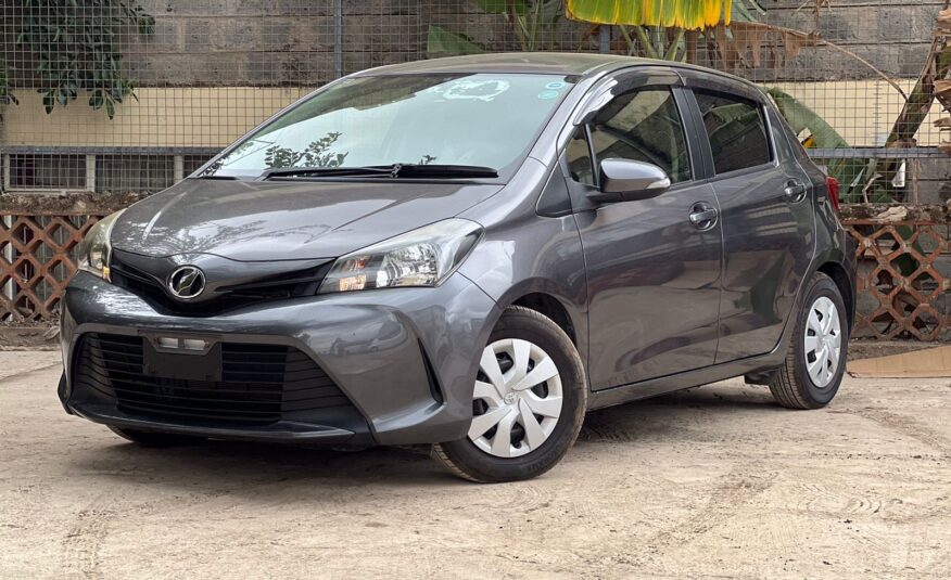 2015 TOYOTA VITZ