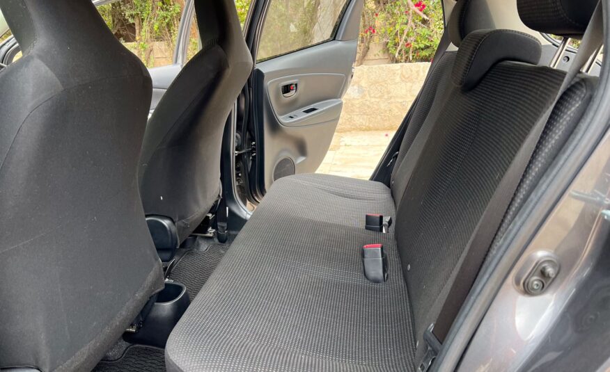 2015 TOYOTA VITZ