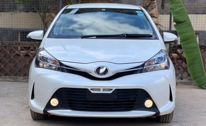 2015 TOYOTA VITZ JEWELA