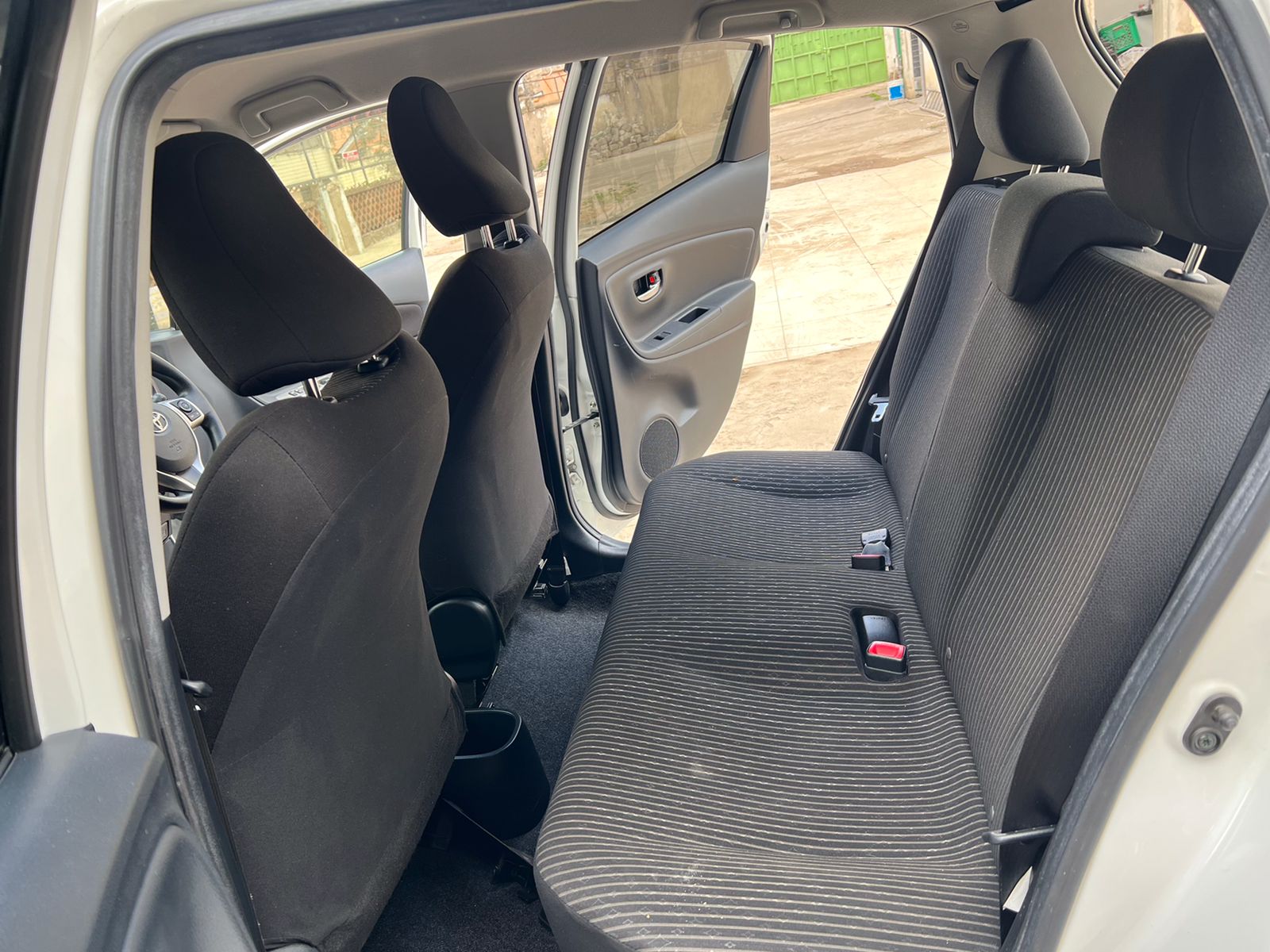 2015 TOYOTA VITZ JEWELA