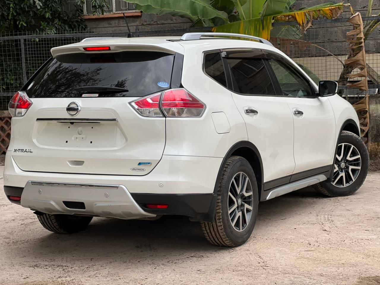 2015 NISSAN X-TRAIL