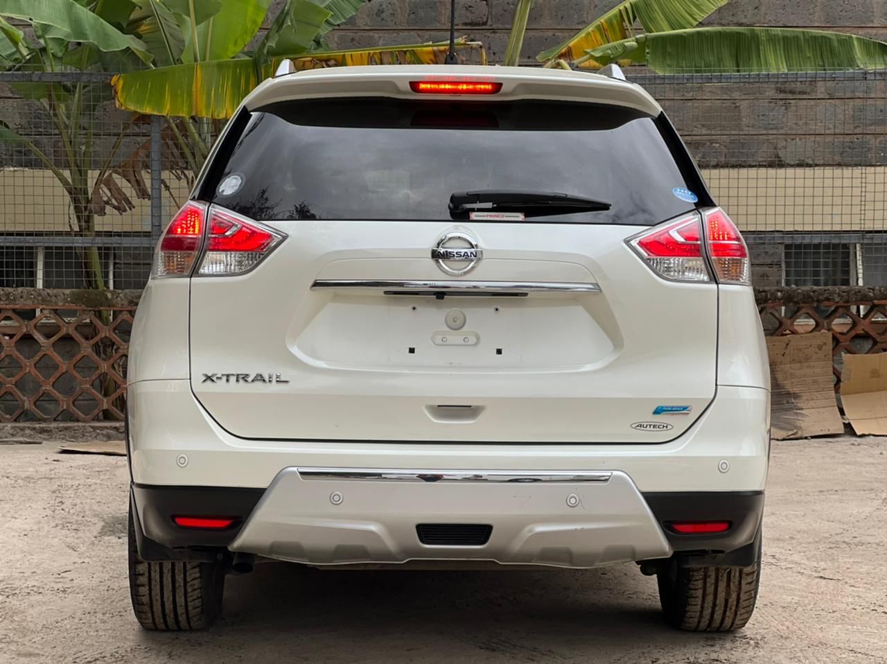 2015 NISSAN X-TRAIL