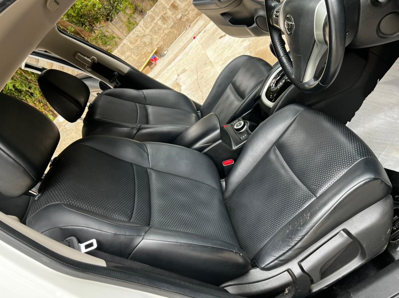2015 NISSAN X-TRAIL