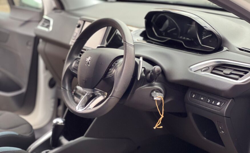 2015 PEUGEOT 208