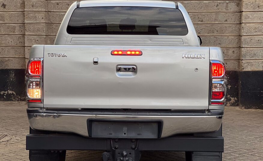 2014 TOYOTA HILUX