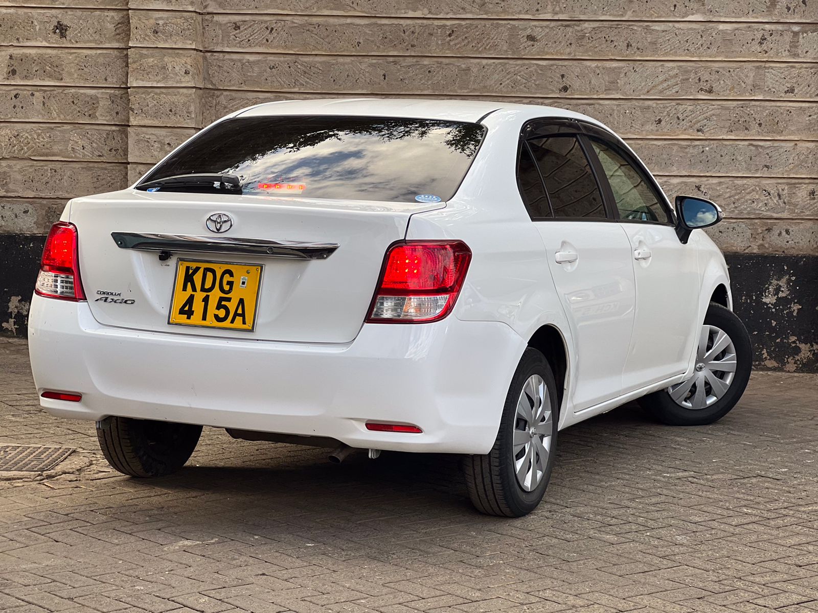 2014 TOYOTA AXIO