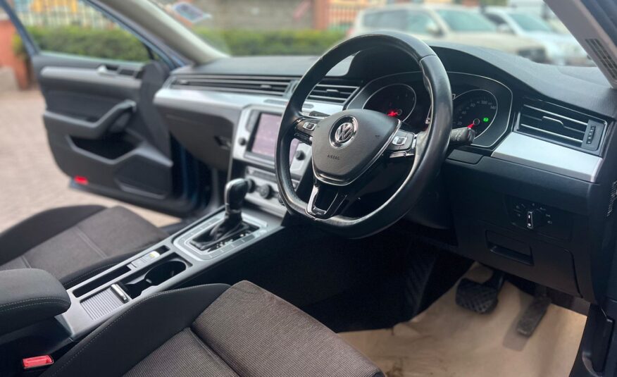 2015 VOLKSWAGEN PASSAT VARIANT