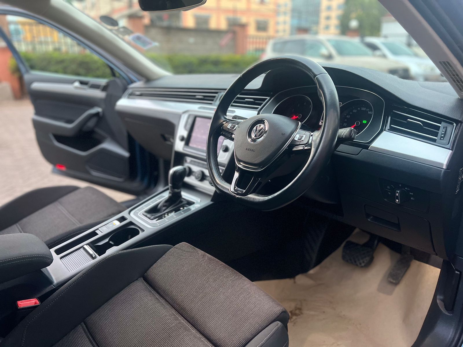 2015 VOLKSWAGEN PASSAT VARIANT
