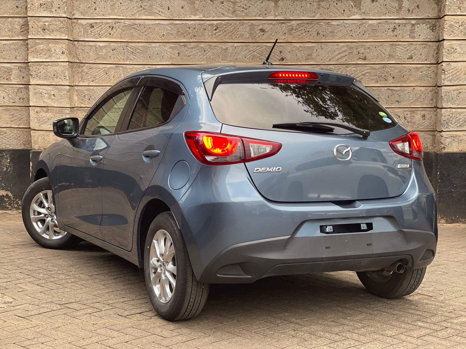 2015 MAZDA DEMIO