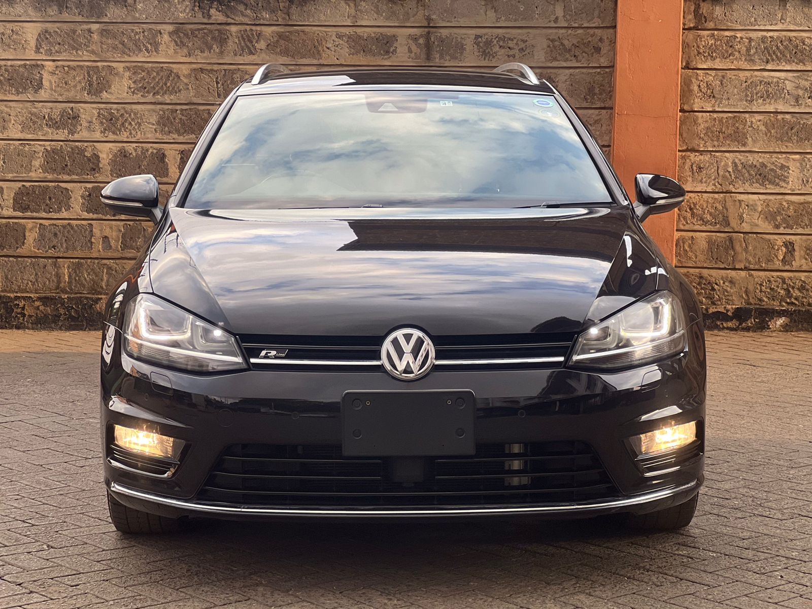 2015 VOLKSWAGEN GOLF R-LINE