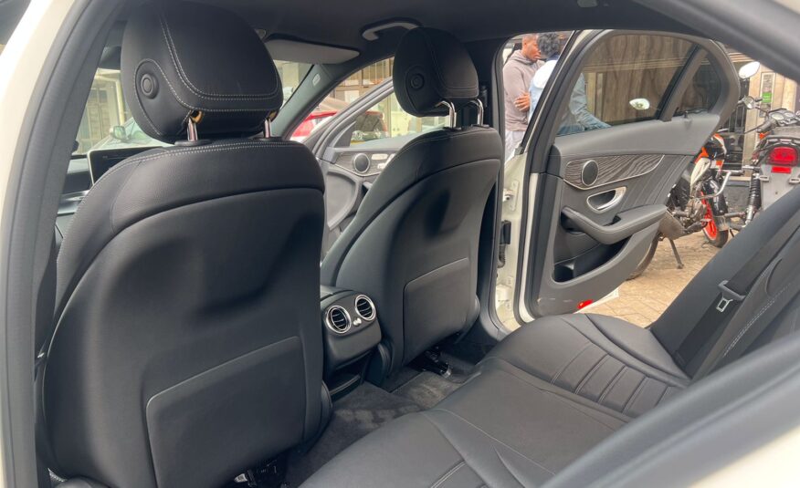 2015 MERCEDES BENZ C200 AMG-LINE