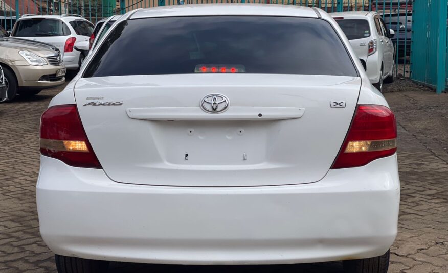2011 Toyota Axio