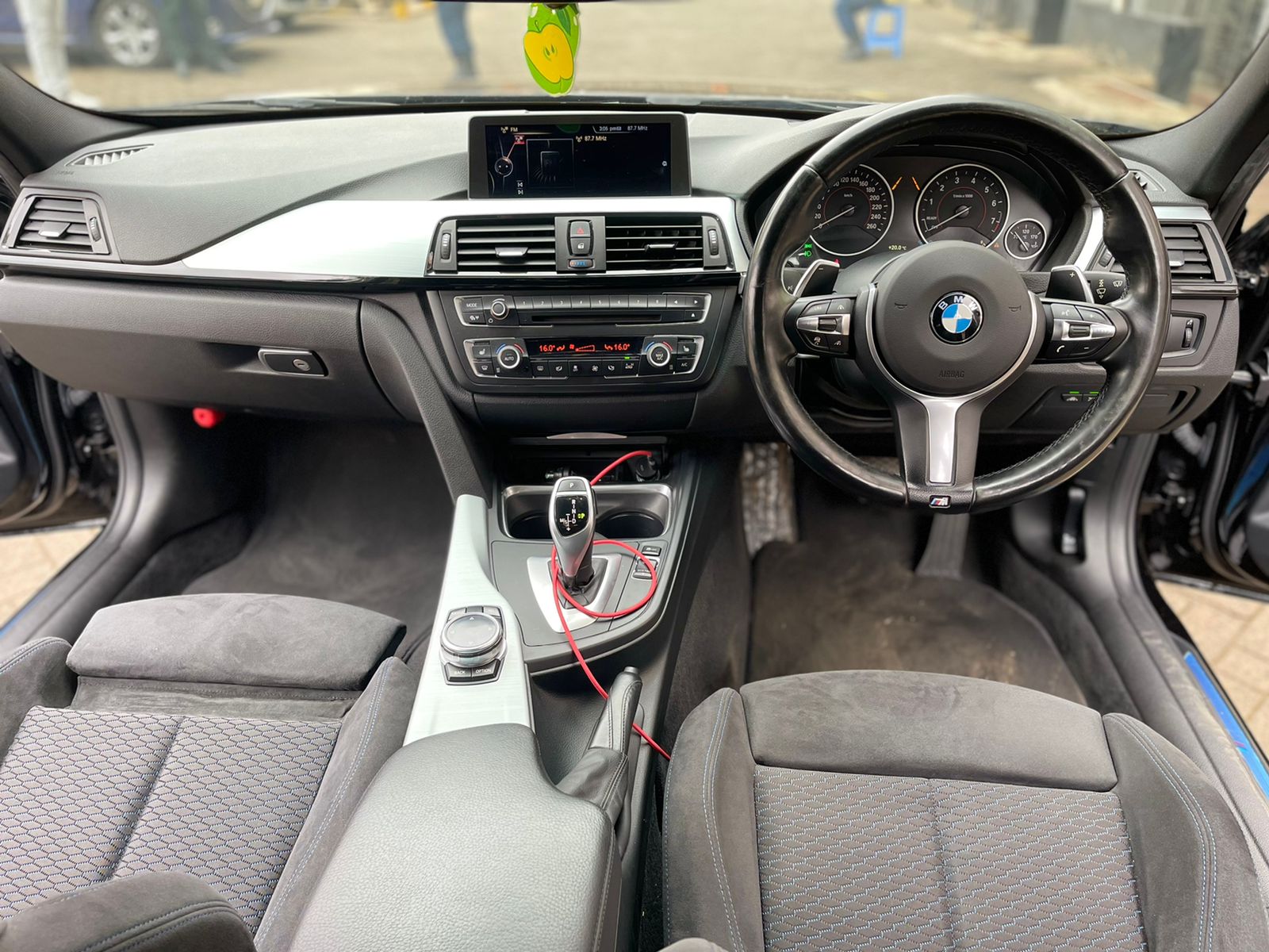 2015 BMW 320i Msport