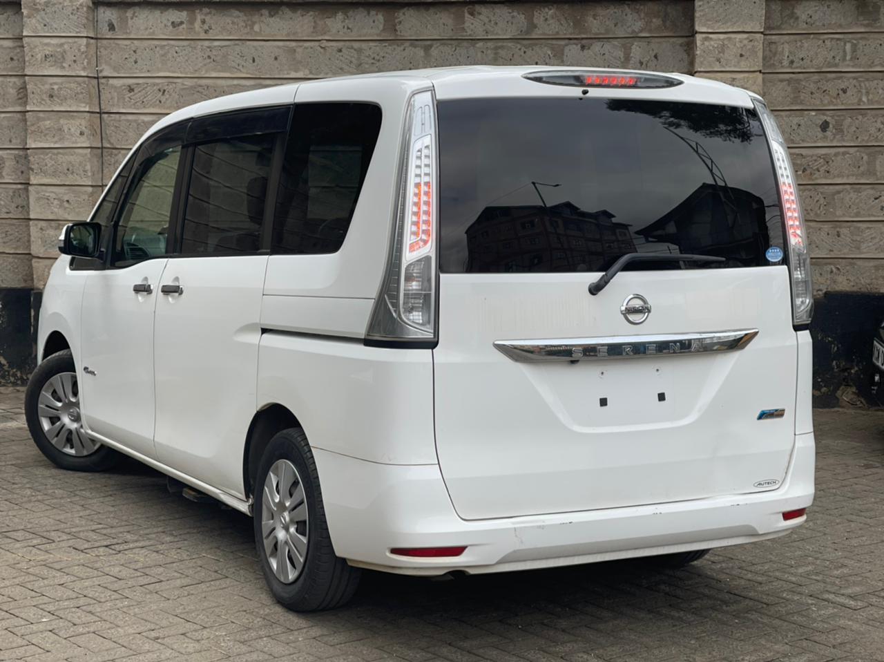 2014 Nissan Serena