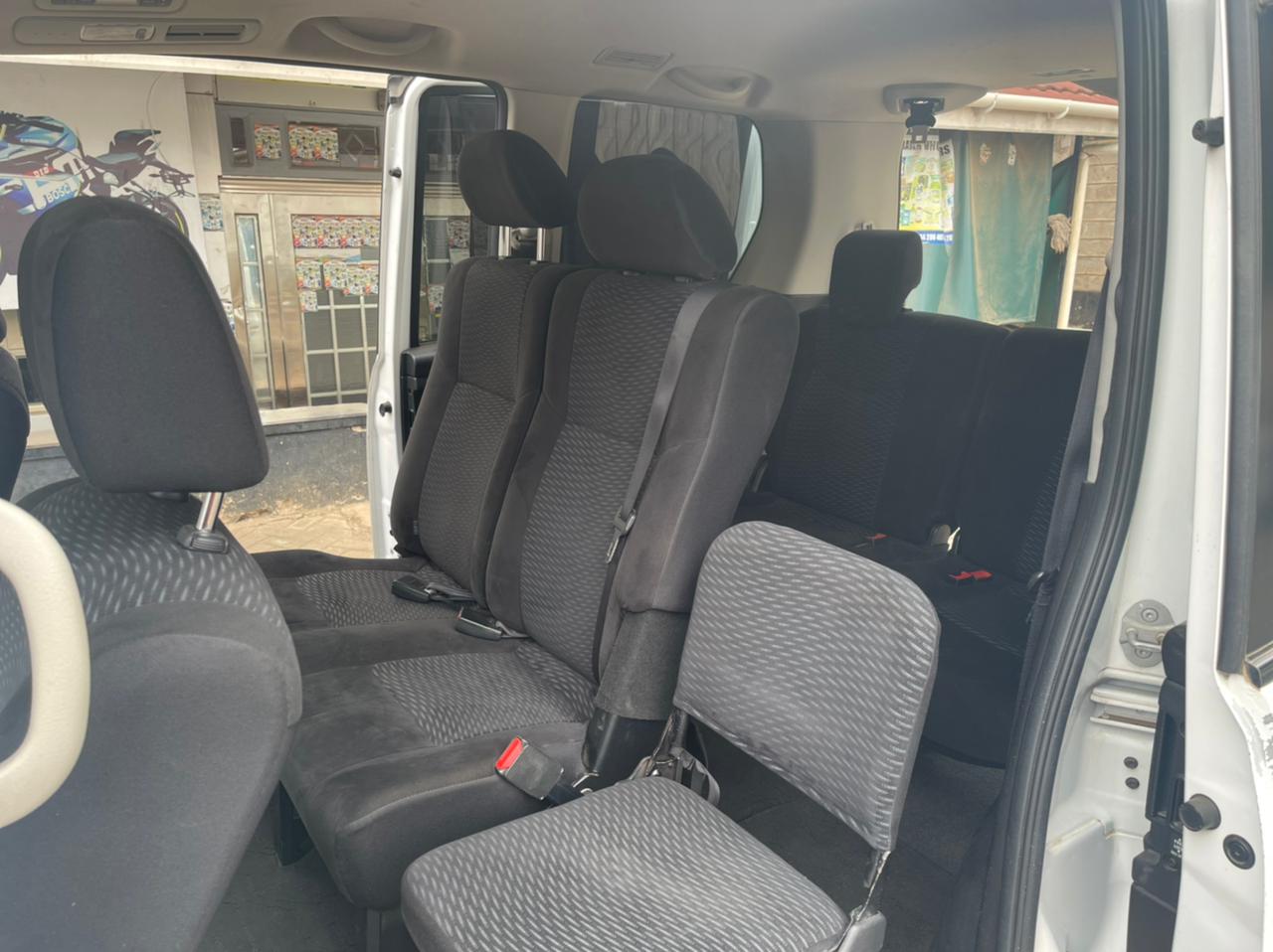 2014 Nissan Serena