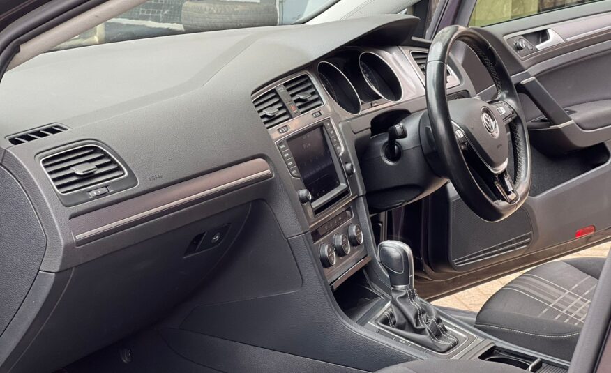 2015 Volkswagen Golf TSI LOUNGE