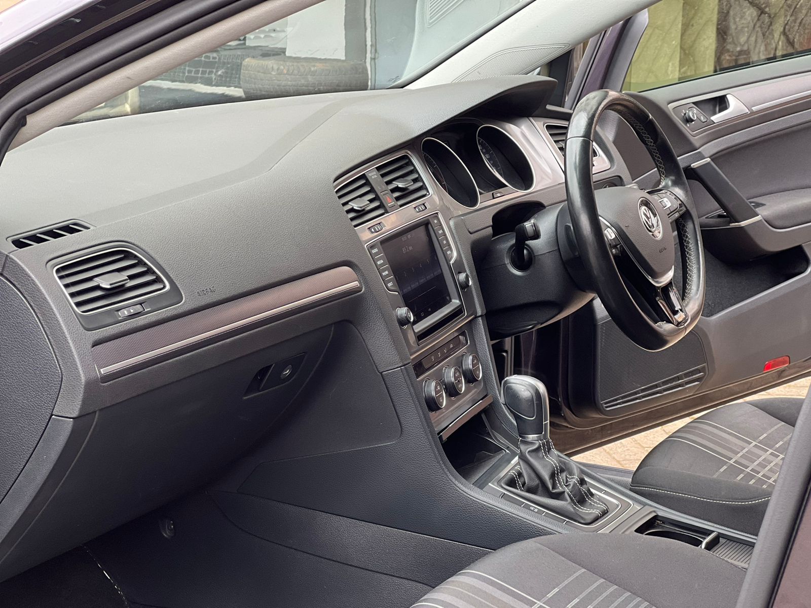 2015 Volkswagen Golf TSI LOUNGE